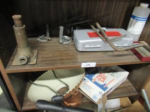 lot 136 image: AUTO JACK, EXIT SIGN AND MORE