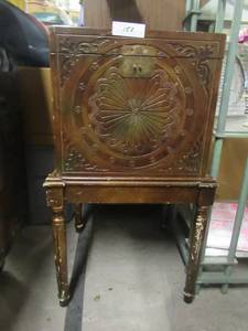lot 158 image: SOLID WOOD KOREAN STYLE FILE FOLDER BOX 15 X 15 X 30