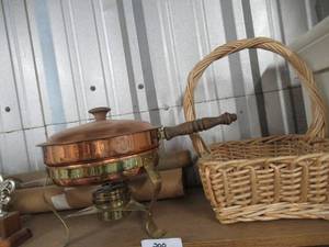 lot 200 image: COPPER CHAFFING DISH AND WICKER BASKET