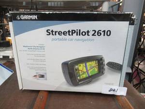 lot 221 image: GARMIN STREET PILOT 2610