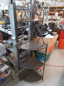 lot 222 image: 3 TIER CORNER BAKERS RACK 60 TALL