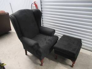 lot 11 image: WINGBACK SITTING CHAIR AND OTTOMAN WITH CABRIOLE LEGS MATCHES LOT 16
