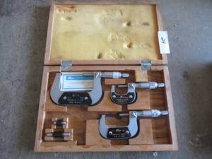 lot 29 image: ENCO 3 PIECE MICROMETER SET 0-1, 1-2 AND 2-3 IN ORIGINAL CASE