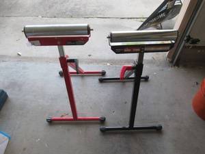 lot 66 image: HAUL MASTER ADJUSTABLE ROLLER STANDS ITEM# 68898