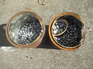lot 74 image: LEAD FISHING WEIGHTS 2 PAINT BUCKETS