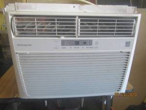 lot 45 image: FRIDGIDAIRE AIR CONDITION WINDOW UNIT TESTED AND WORKS
