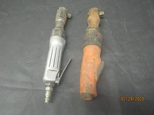 lot 49 image: 2 CENTRAL PNEUMATIC AIR TOOLS