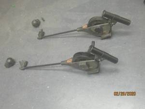 lot 111 image: 2-CANON EASI-TROLL DOWNRIGGER 2 WITH WEIGHTS