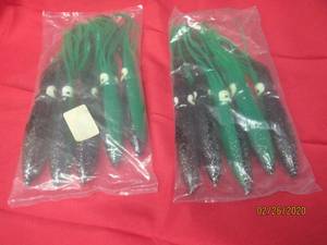 lot 117 image: 2 PACKS- 12INCH STRIKER BULBHEAD SQUID 5 PER PACK