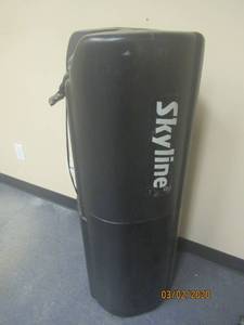 lot 165 image: SKYLINE SHIPPING CASE WITH CASTERS&nbsp