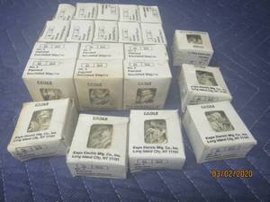 lot 189 image: 22-BOXES EAGLE PAINTED INSULATED STAPLES ( 40 PER BOX) CAT NO 264