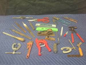 lot 206 image: MISC TOOL LOTSEE PICS