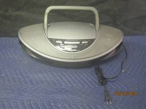 lot 222 image: PANASONIC RADIO RX-ED707