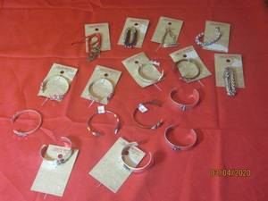 lot 227 image: 16 CUFF BRACELETS  CHAIN FABRIC BRACELETS