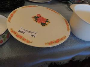 lot 105 image: LAZY SUSAN CAKEPIE PLATE   MIXING BOWL   ENAMEL BOWL
