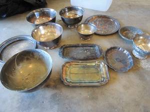 lot 163 image: LOT OF AWARDTROPHY - PLATTERS, BOWLS  AND MORE   ENGRAVED FROM COMPETITIONS   WOODHAVEN   SOTOGRANDE -  SOME ARE SILVERPLATE