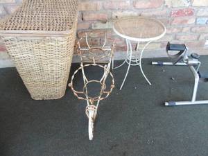 lot 117 image: WICKER LAUNDRY HAMPER, DOUBLE PLANTER HOLDER ON WHEEL