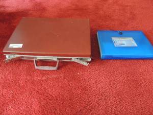 lot 168 image: SAMSONITE BRIEFCASE  & 7 POCKET EXPANDING FOLDER