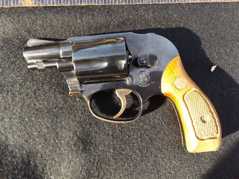 Smith Wesson 38 Revolver Special Edition Snub Nose Holds 5 Shots 6 5 Inches Length Note Has Some Rust On Trigger Guard In Pics Astonishing Estate Including Firearms Downsizing Moving