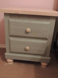 lot 39 image: COTTAGE RETREAT NIGHT STANDS QTY OF 2 - PALE GREEN 26X 22 X 17  MATCHES 38,40, 41