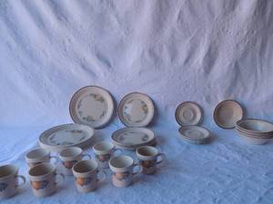 lot 71 image: CORELLE BY CORNING DISH WARE- SET 1 - 8 - 10 DINNER PLATES, 8-9 SALAD PLATE, 8 COFFEE CUPS - FRUIT DECORATIONS 24 PCS  SET 2  8 - 6 REDBLUE TRIM DESSERT PLATES, 7- 7  REDBLUE TRIM  SOUP BOWLS 15PCS   - TOTAL COUNTIS 39 PCS