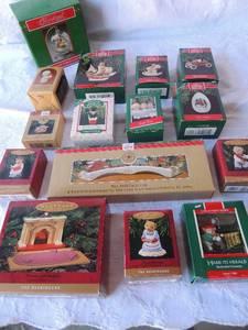 lot 120 image: Hallmark keepsakes collector series bears, ships,globes,santas, mouse trains and more QTY 15