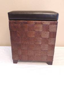 lot 50 image: PADDED TOP WOODWICKER STORAGE CUBE - 17H X 12 X12