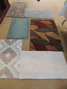 lot 54 image: FLOOR MATS BATH MATS - MEDIUM BLUE 40 X 24  QTY 2  WHITE 36 X21      LIGHT BABY BLUE 33 21 FALL COLOR 46 X 30   LAURA BEAL DCOR RUG  GREY  43 X 25     QTY 6 TOTASL