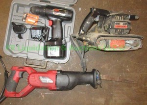 lot 17 image: Skil reciprocating saw & cordless drill kit plus Sears 3 belt sander
