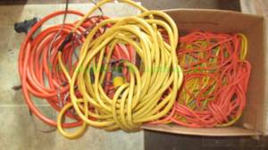 lot 61 image: Assorted heavy duty extension cords