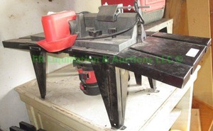 lot 36 image: Sears Craftsman router and router table