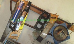 lot 47 image: Assorted saws as shown
