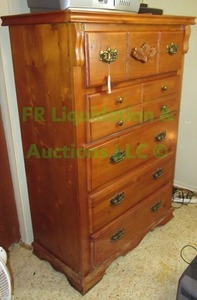lot 241 image: Knotted pine wood chest of drawers 36 x 18 x 51