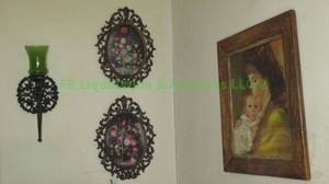 lot 242 image: Wall decor as shown
