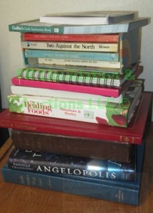 lot 190 image: Assorted books as shown