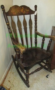 lot 164 image: Vintage solid wood rocking chair