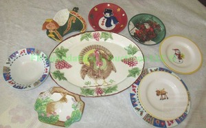lot 206 image: Assorted holiday ceramic serving platters and plates