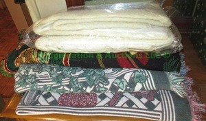 lot 216 image: Fleece chair warmer and two throw blankets