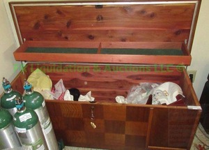 lot 229 image: Lane cedar lined hope chest