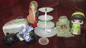 lot 149 image: Milk glass serving tree and more as shown