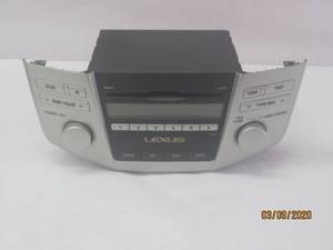 lot 41 image: TOYOTA LEXUS DEX-MG8467 CAR RADIO JAN 2008