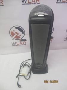 lot 75 image: LASKO CERAMIC ELEMENT CT22410 MOVABLE AIR HEATER