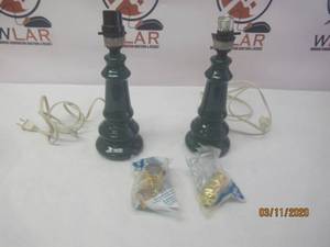 lot 77 image: TABLE LAMPS 11.5 TALL WITH REPLACEMENT TURN KNOB LAMP SOCKETS GREEN