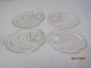 lot 68 image: FEDERAL GLASS COMPANY HOMESTEAD SNACK SET A-16 IN ORIGINAL BOX