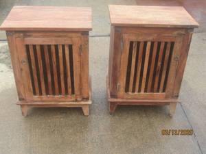 lot 111 image: 2- VINTAGE OAK NIGHTSTAND18X12X24