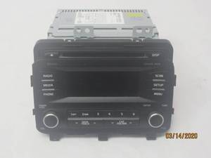 lot 122 image: KIA OPTIMA BLUETOOTH SIRIUS MP3 CD PLAYER CAR STEREO AM1AOTKAN