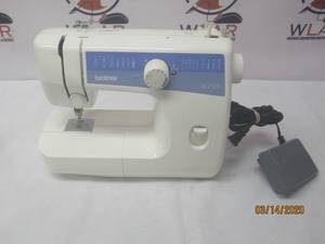 lot 129 image: BROTHER LS-2125I SEWING MACHINE&nbsp