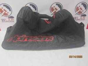 lot 139 image: ALPINESTARS 140 HOLDALL GEAR BAG&nbsp