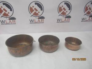 lot 163 image: TOTAL OF 3 VINTAGE COPPER POTS WITH HANDLE MADE IN TAIWAN&nbsp