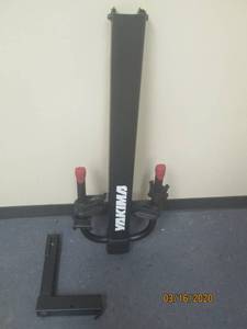 lot 205 image: YAKIMA DOUBLE DOWN HITCH BIKE RACK&nbsp
